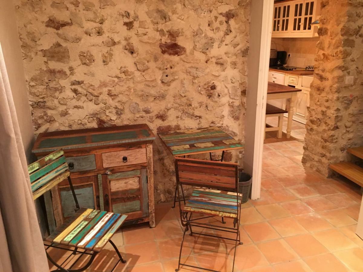 勒前埔马泽特住宿加早餐旅馆 La Roquette-sur-Siagne 外观 照片